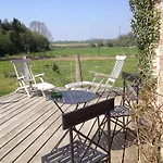 - Entre Terre Et Frettecuisse